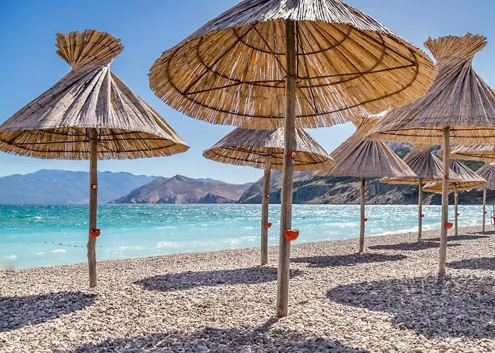 With A Parking Space Baska, Krk - 21617 Гостевой дом 3*